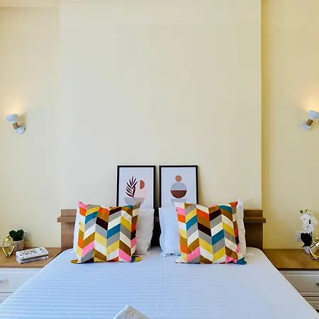 Joy Ultracentral Charming