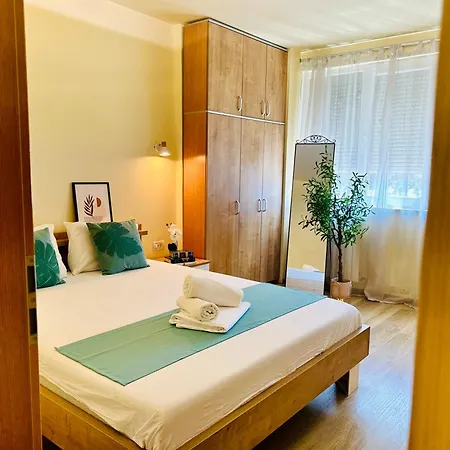 Joy Ultracentral Charming *