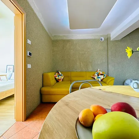 Joy Ultracentral Charming