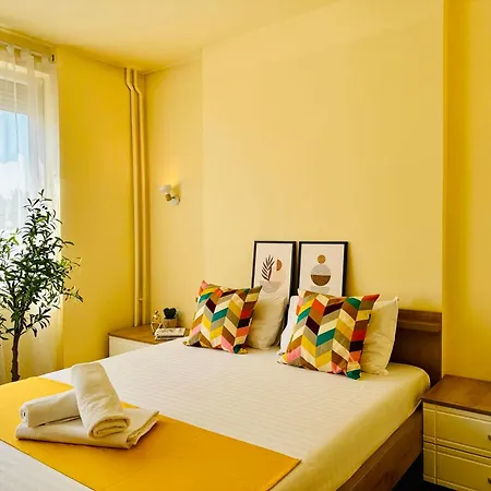 Joy Ultracentral Charming *