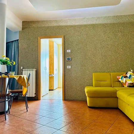 Joy Ultracentral Charming * Τιμισοάρα