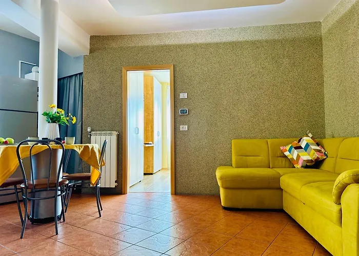 Joy Ultracentral Charming * טימישוארה